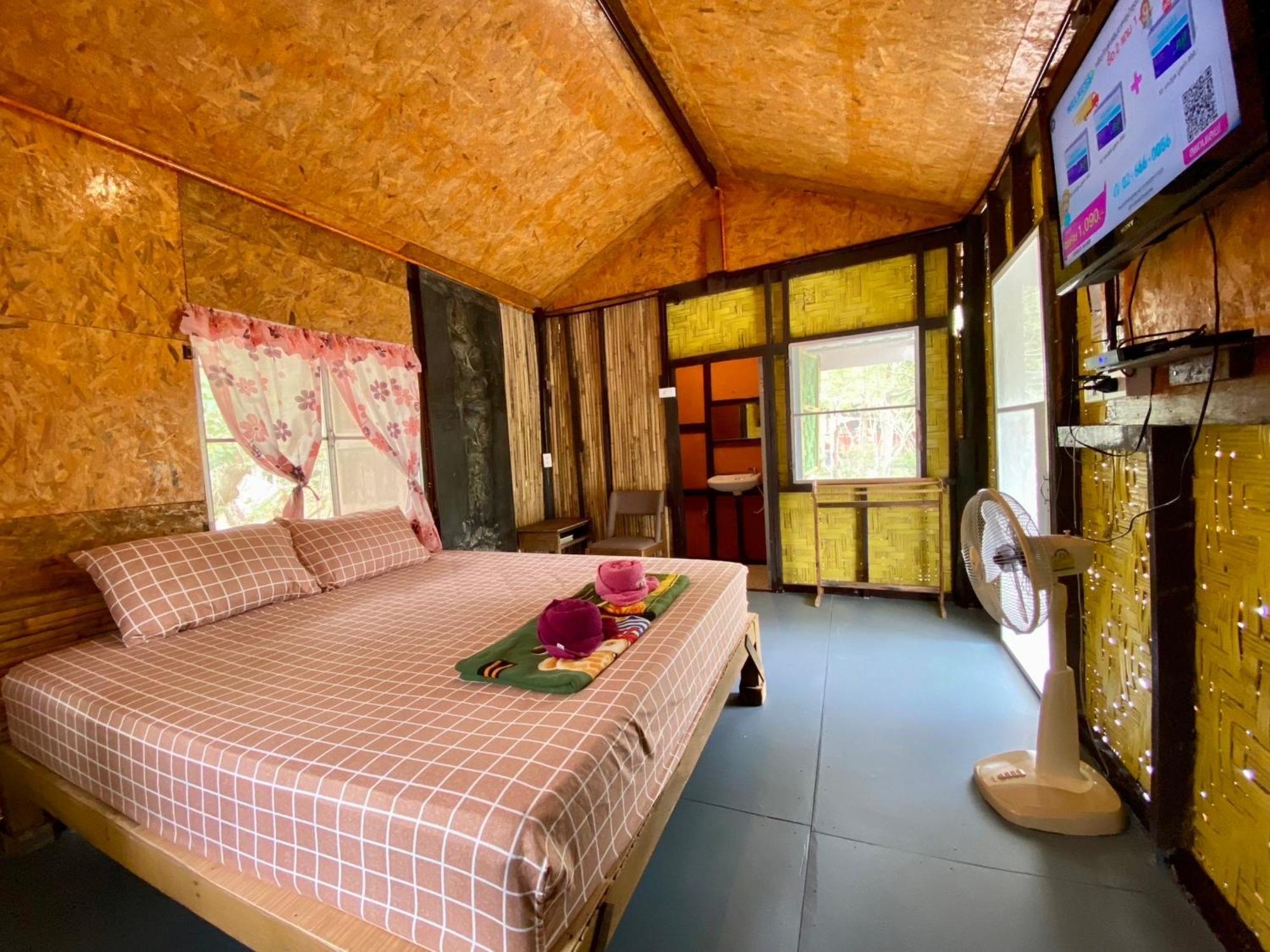 Numpu Baandin Hotel Сам Рой Йот Екстериор снимка